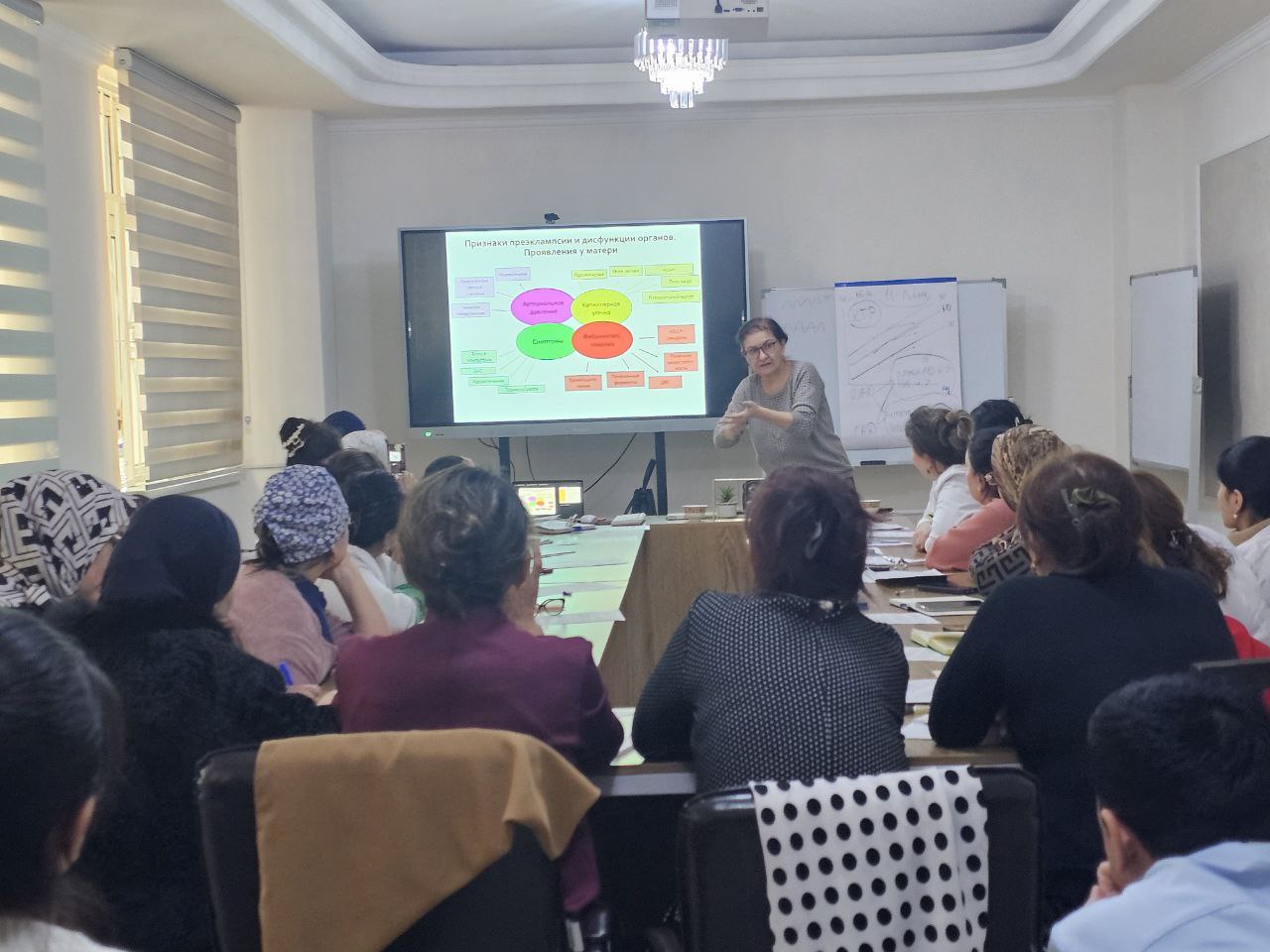 2026-yilda Respublika ixtisoslashtirilgan Ona va bola salomatligi ilmiy-amaliy tibbiyot markazi butun mamlakat bo'ylab tibbiyot xodimlarining kasbiy malakasini oshirishi uchun yangi imkoniyatlar eshigini ochadi.